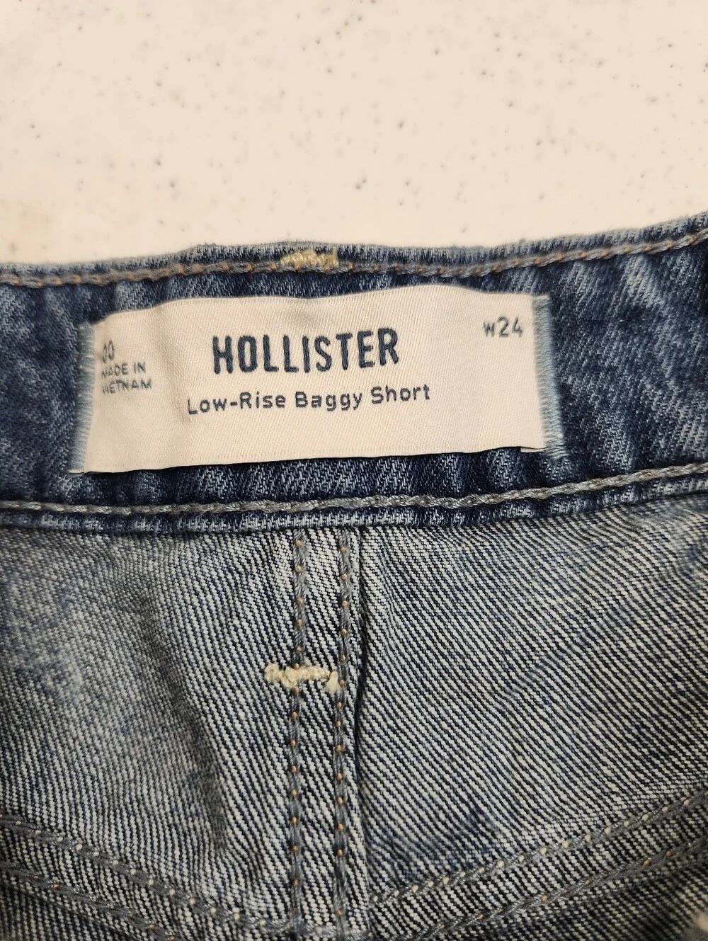Hollister Low Rise Baggy Bow-Print Denim Shorts